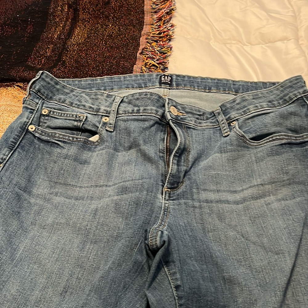 Gap jeans straight leg size 18 - 34 waist